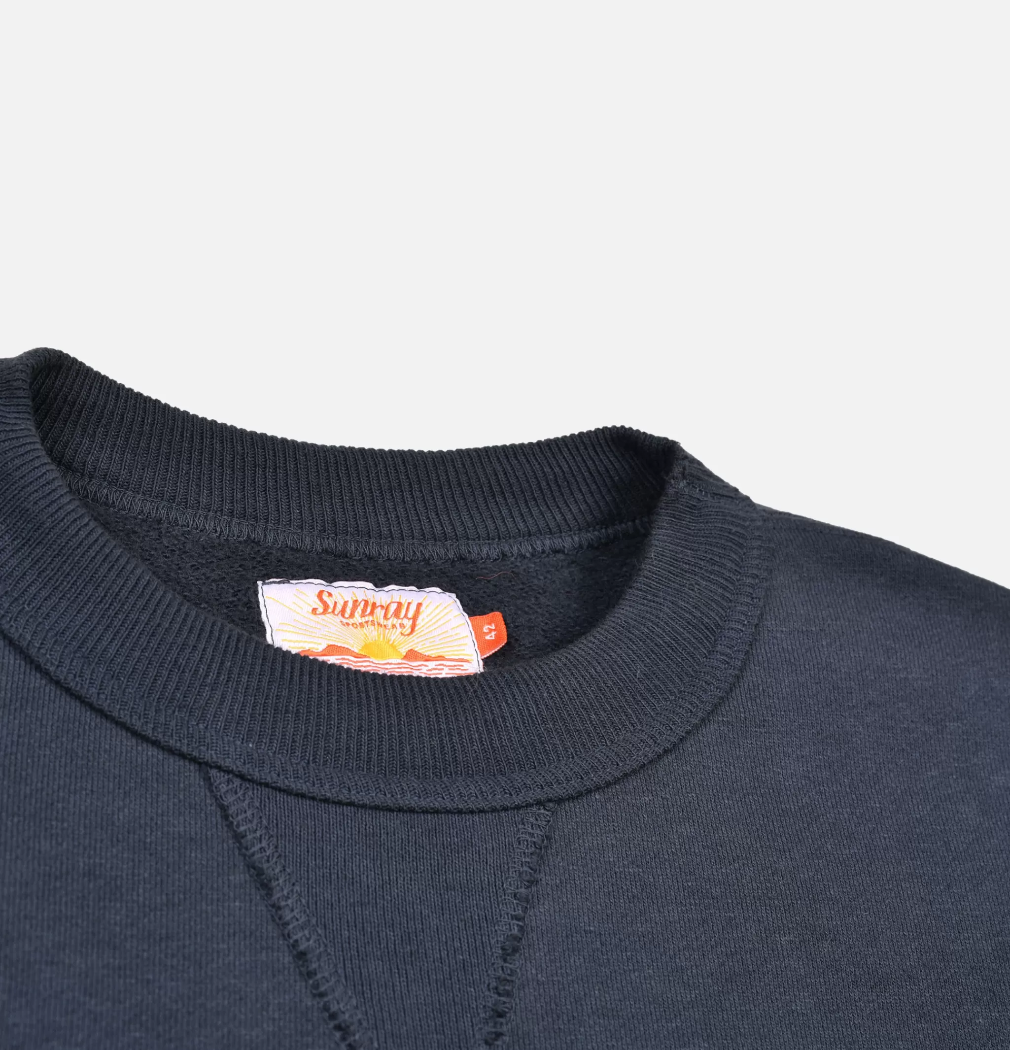 SUNRAY Pulls & Cardigans | Laniakea Crew Neck Graphb