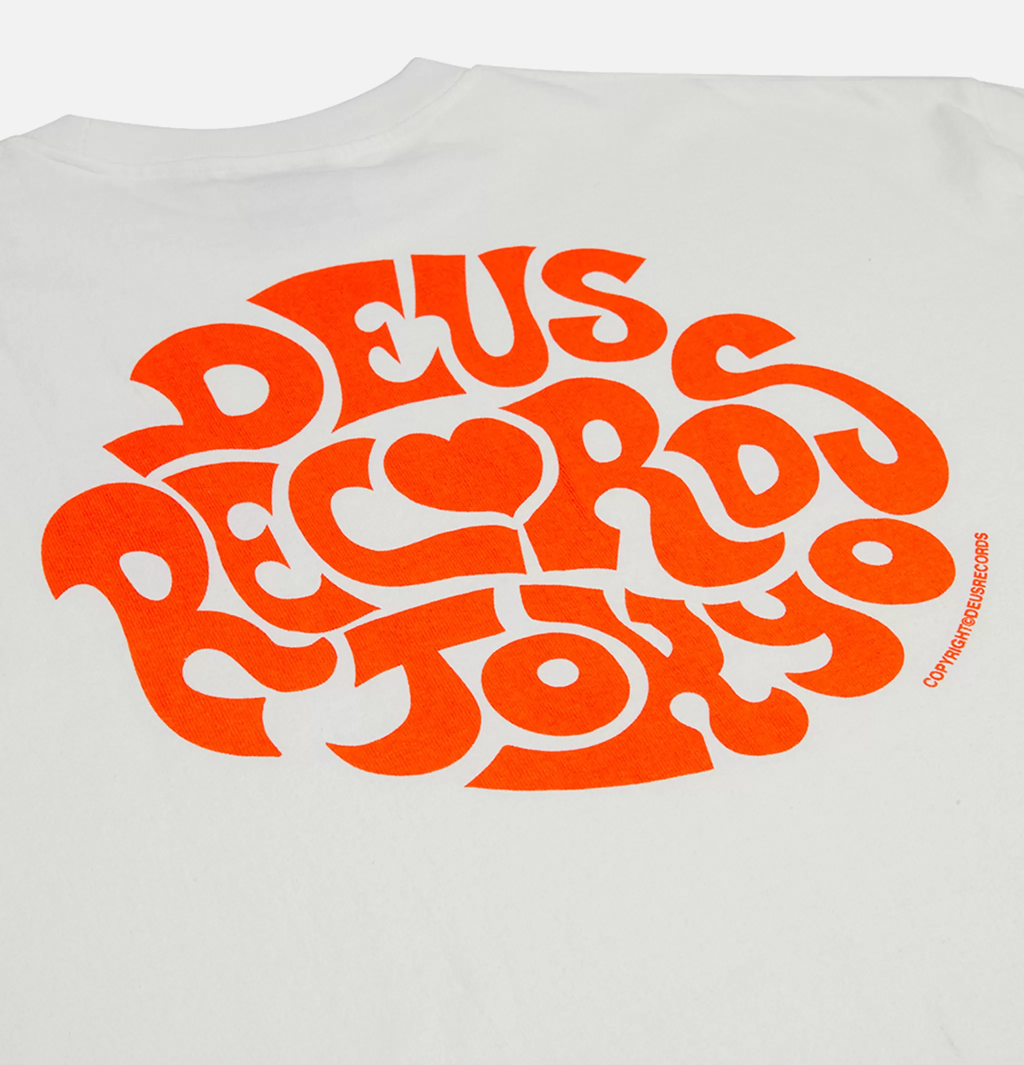 DEUS T-shirts | Paradigm Tee Vintage White